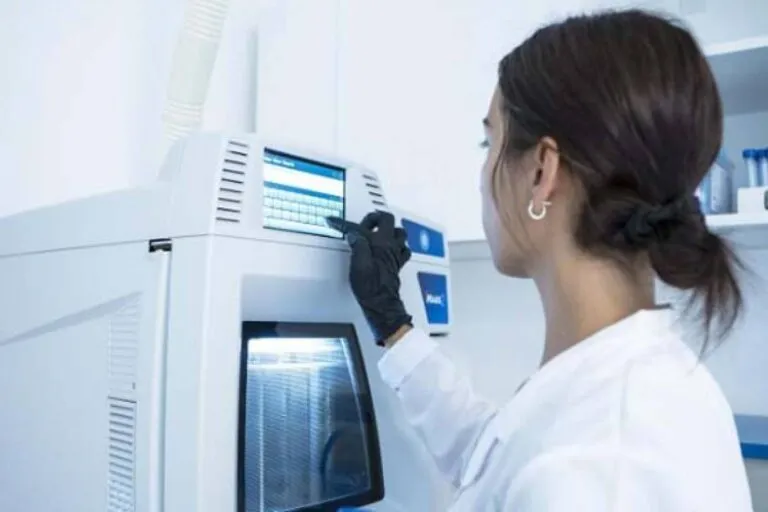 98f21c4a58bd7547f7c1c13ba626d101_XL