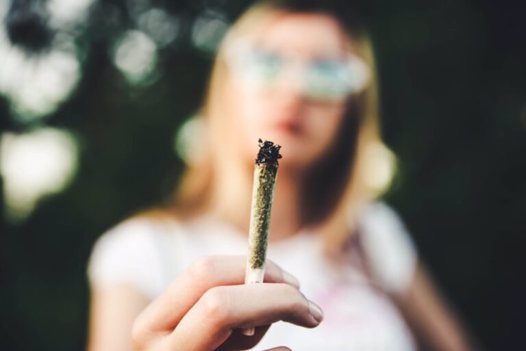 Así afecta consumo de cannabis durante el embarazo