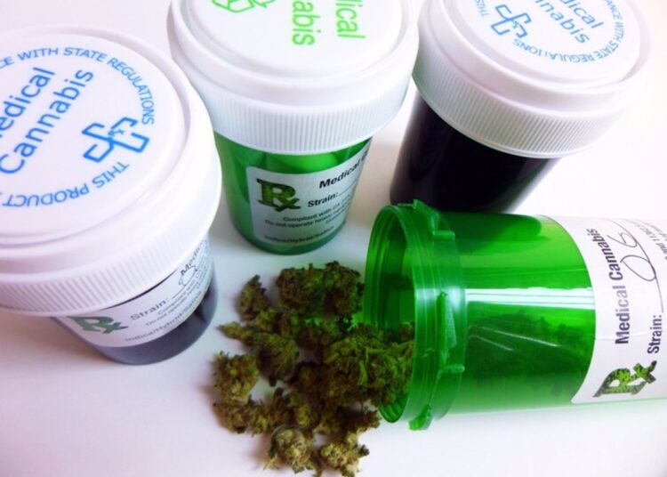 18/04/2017 Cannabis medicinal.

El cannabis medicinal inhalado reduce la gravedad de los dolores de cabeza en un 47,3 por ciento y la de la migraña en un 49,6 por ciento, según un pequeño estudio dirigido por Carrie Cuttler, profesora asistente de Psicología de la Universidad del Estado de Washington (Estados Unidos).

ESPAÑA EUROPA MADRID SALUD
GETTY